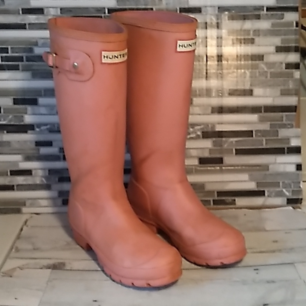 Hunter pink rubber boots sz 5